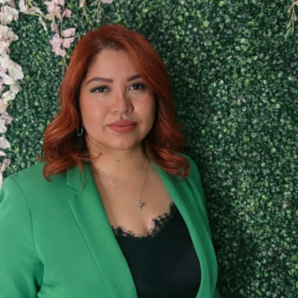 Aysle Estrada, Stylist at Creative Hair & Spa